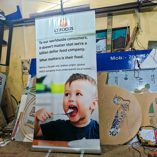 Roll Up Banner Stand